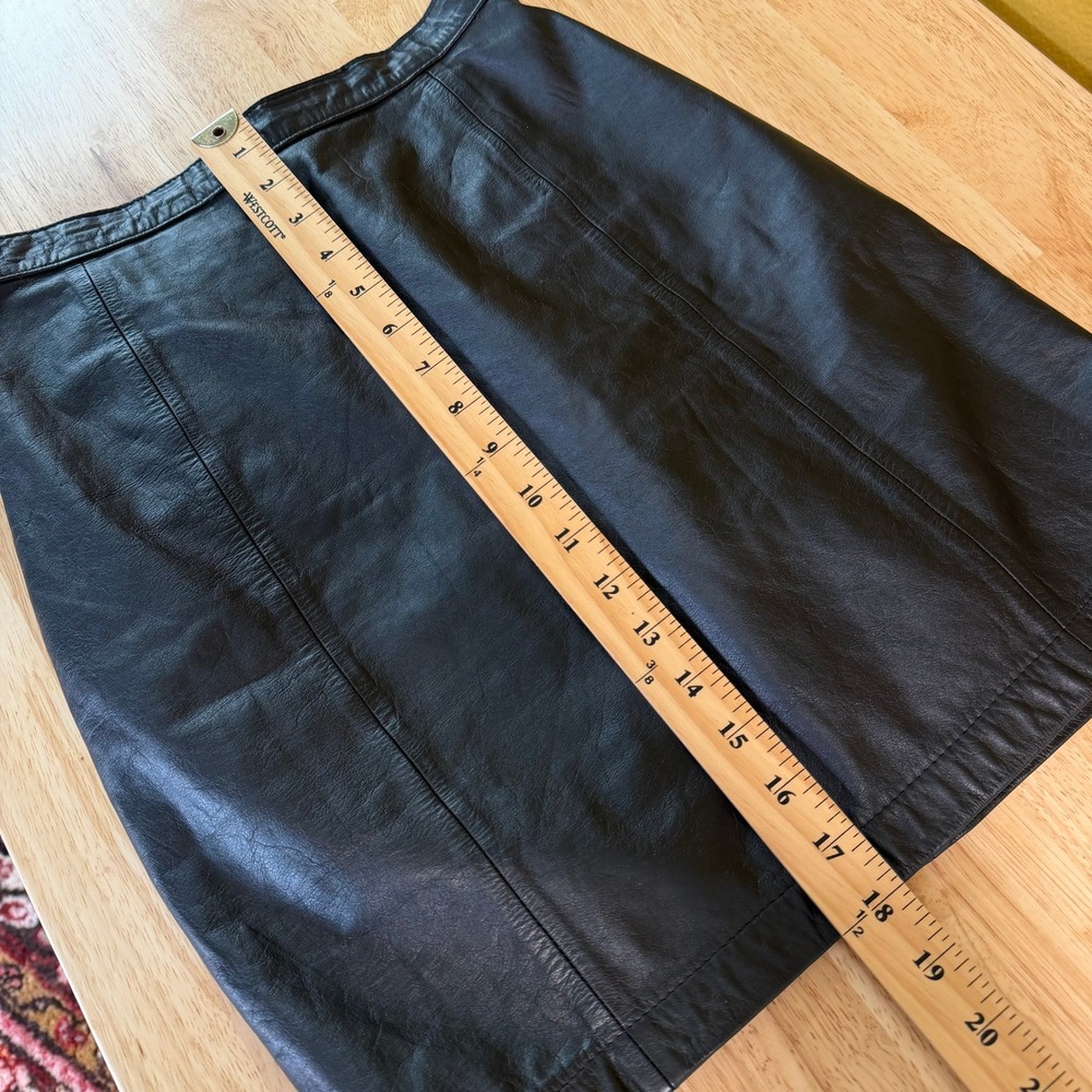 Byrnes & Baker Leather Mini Skirt High Waisted Size 4 Black Biker Goth Edgy Chic - Picture 9 of 11